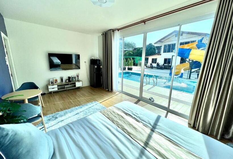 Büyük Çift Kişilik Yataklı Süit, Baan Kraziprak บ้านกระซิบรัก