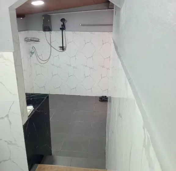 Perhehuone, Baan Kraziprak บ้านกระซิบรัก