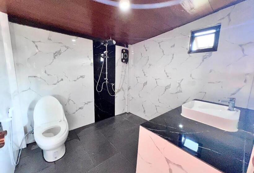 Aile Odası, Baan Kraziprak บ้านกระซิบรัก