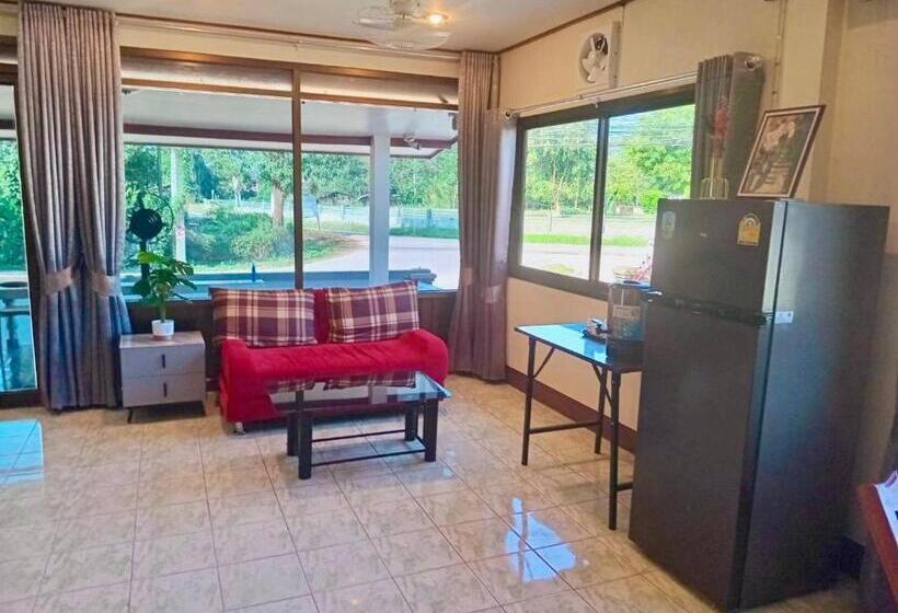 Aile Odası, Baan Kraziprak บ้านกระซิบรัก