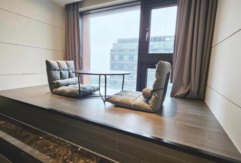 غرفة بريميوم, Air City Hotel Corp