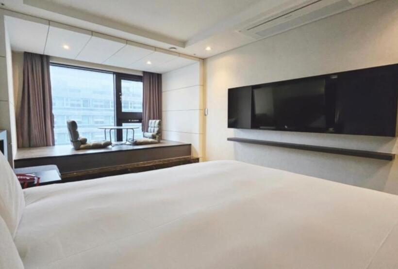 غرفة بريميوم, Air City Hotel Corp
