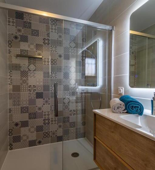 Номер Deluxe, A L Oree Des Monts