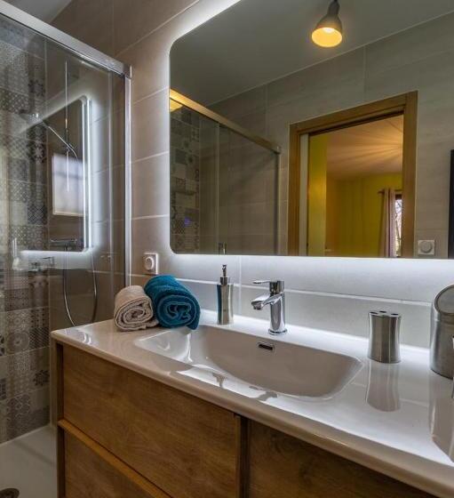 Номер Deluxe, A L Oree Des Monts