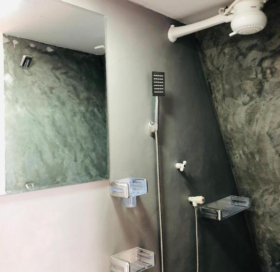 디럭스 룸, The We2 Wildwood Elegance Escape