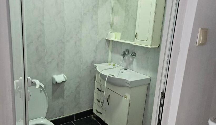 Номер Стандарт, нов хотел девня