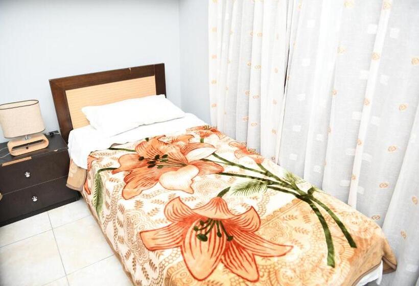 חדר סטנדרט יחיד, Bardhi