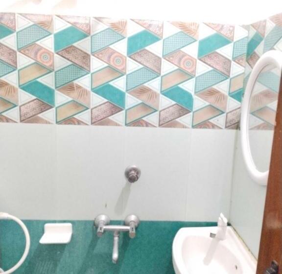 Трехместный Номер Классика, Oyo Flagship City Guest House