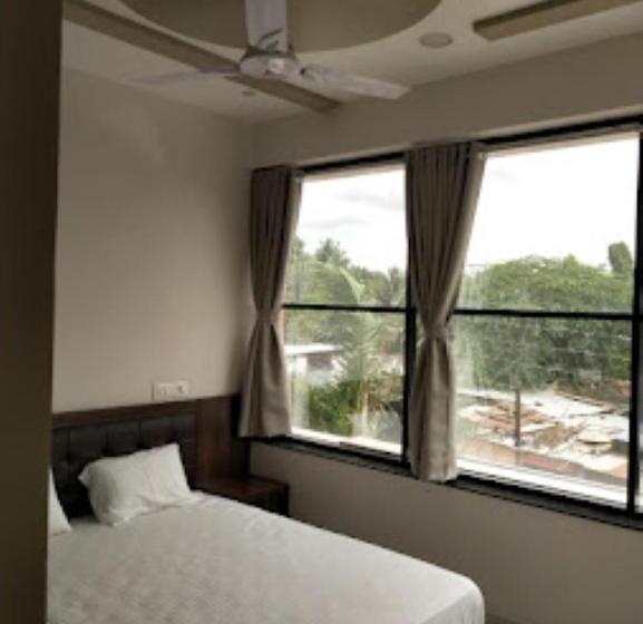 חדר סטנדרט, Ram Leela Lodge, Tuljapur