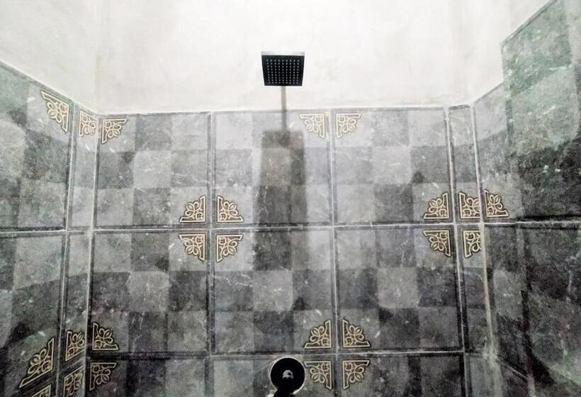 スタンダードルーム, Reddoorz Syariah Near Exit Tol Bojong Pekalongan