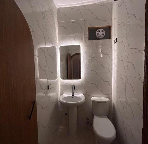 اتاق استاندارد, Reels