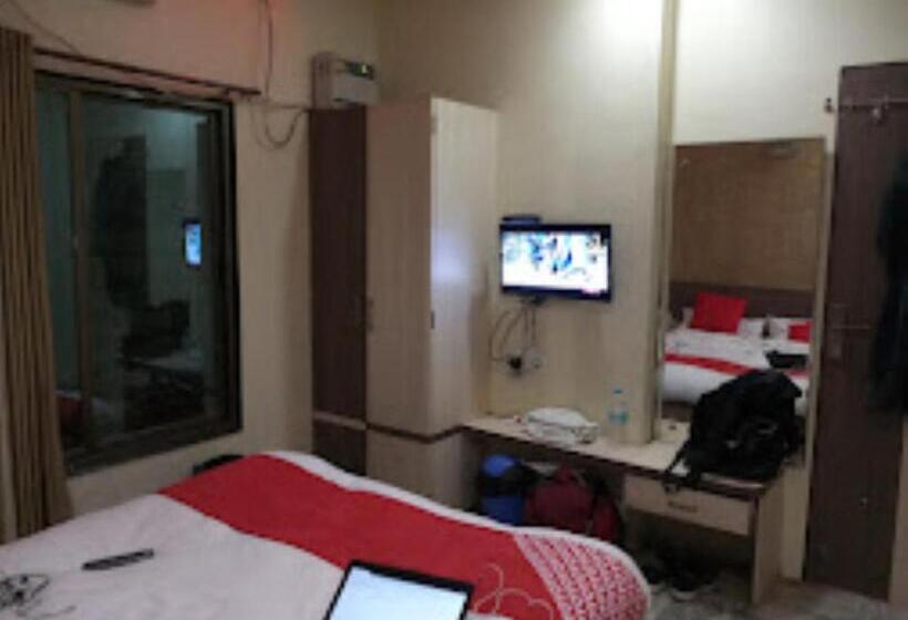 חדר דחוקס עם מיטת קינג, Rw International, Hingoli