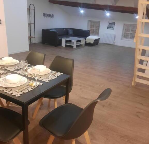 패밀리 룸, Les Charmes De Trévoux