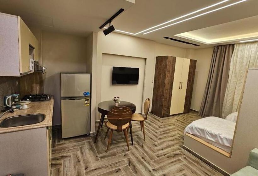 آپارتمان 1 خوابه با چشمانداز استخر, Luxury Accommodation