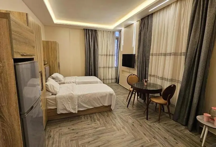 اتاق لوکس با بالکن, My Villa