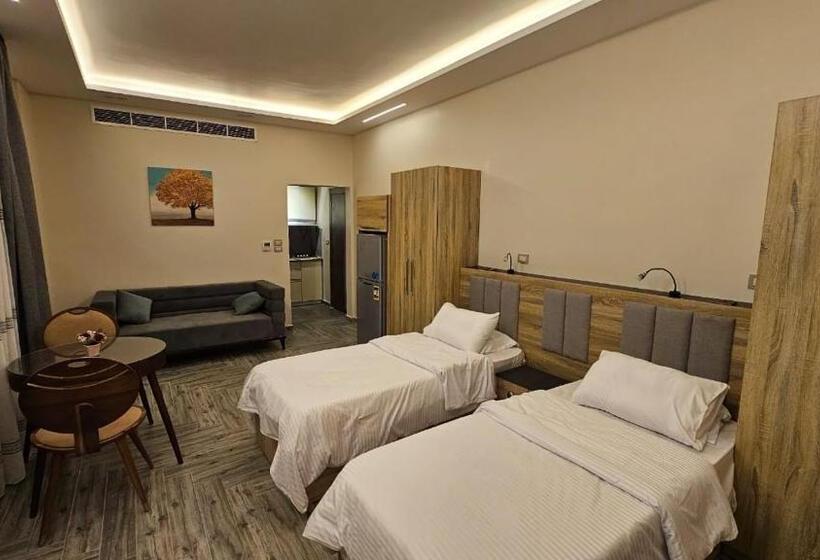 اتاق لوکس با بالکن, Luxury Accommodation