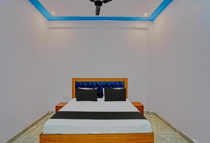 Трехместный Номер Классика, Oyo Hotel Maya Luxe