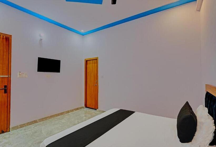 Трехместный Номер Классика, Oyo Hotel Maya Luxe