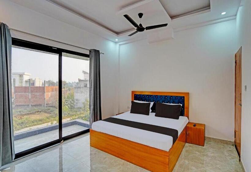 三人经典房间, Oyo Hotel Maya Luxe