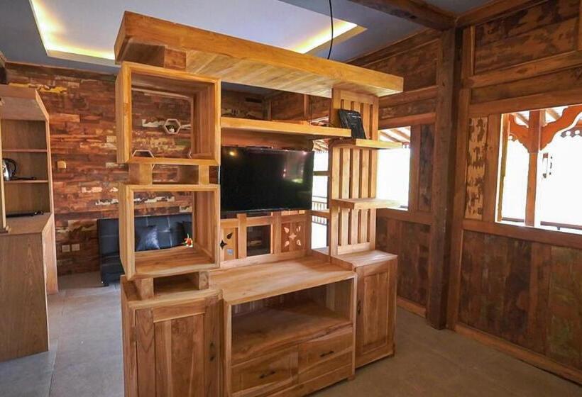 חדר משפחתי, Green Bali Guest House