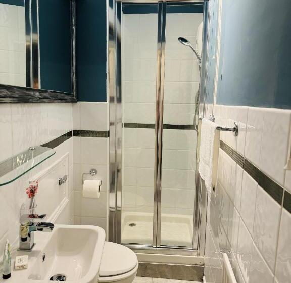 غرفة ديلوكس, Windsor Wine & Dine