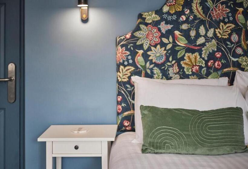 اتاق استاندارد با تخت بزرگ, Arlington House Hotel   Self Check In Suites