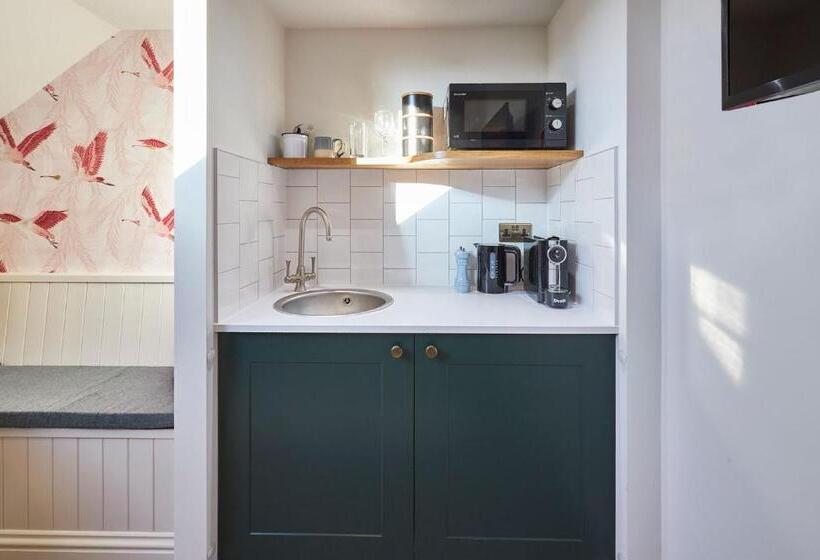 غرفة قياسية, Arlington House Hotel   Self Check In Suites