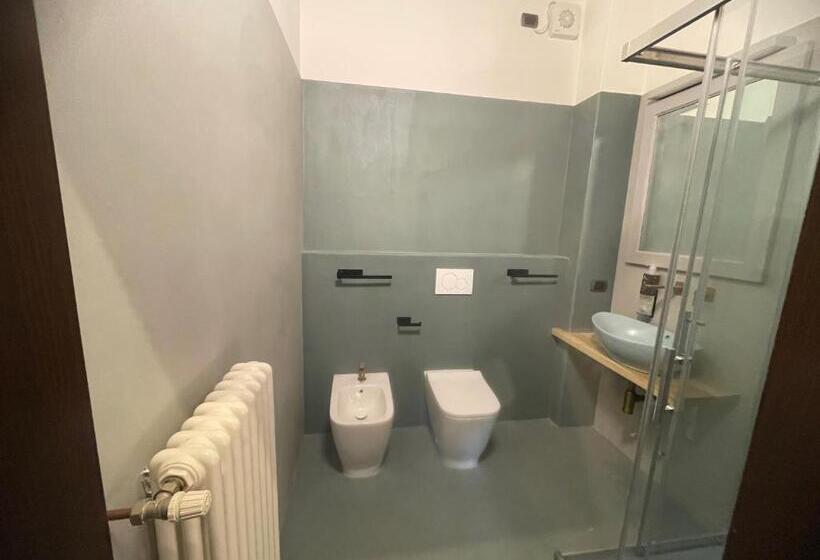 标准间带湖景, Locanda Leonardo