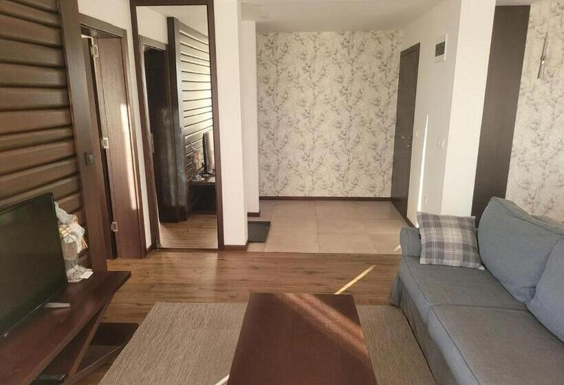 اتاق پریمیوم چهارنفره, Noma Kopaonik