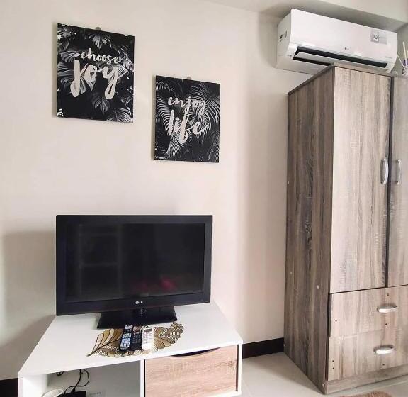 Студия Стандарт, Nate & Athalia S Cityscape Condotel
