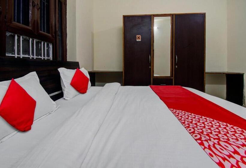 트리플 클래식 룸, Oyo Hotel Tanu Palace