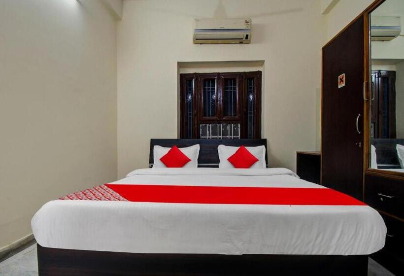 트리플 클래식 룸, Oyo Hotel Tanu Palace