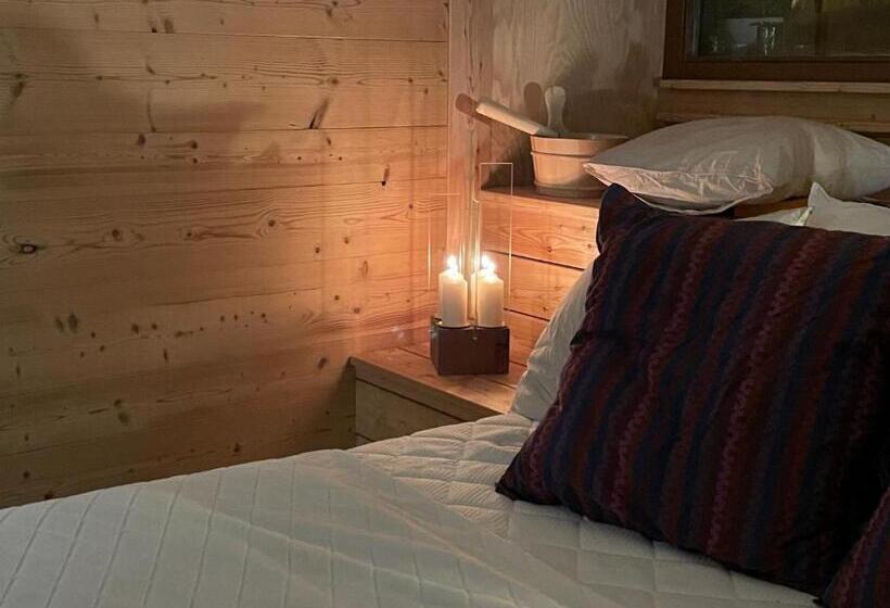 Номер Стандарт, Mazot Agora Suite Pop Up Gallery Experience Suite