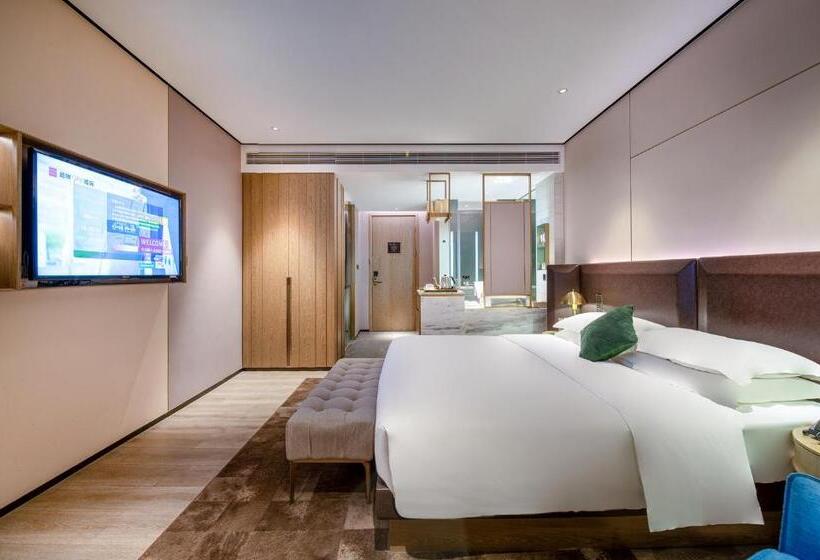 Quarto Deluxe, Echarm Plus Hotel   Taihu Garden Metro Station, North Changjiang Road Wuxi