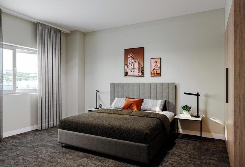 标准工作室, Punthill Maitland