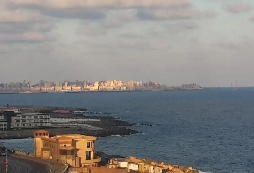 آپارتمان 1 خوابه با چشم‌انداز دریا, شقة فندقية ساحرة مع اطلالة بانوراميه على البحر