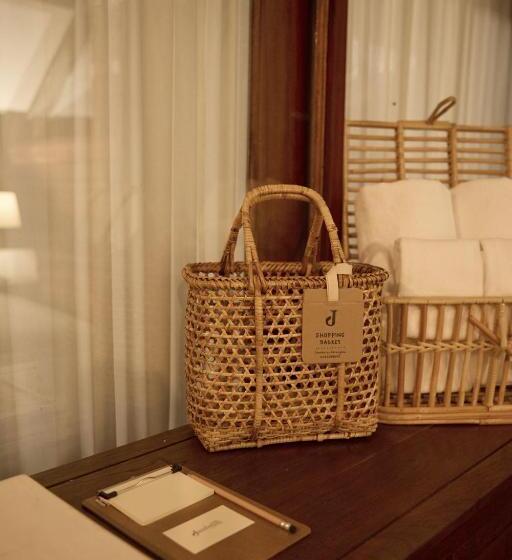 Номер Стандарт, Jambolan Chiangmai