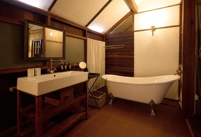 Номер Стандарт, Jambolan Chiangmai