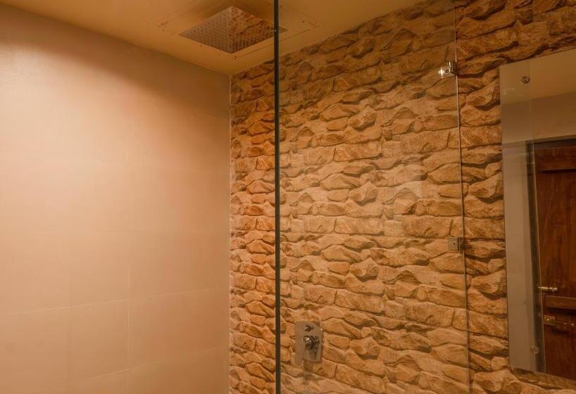 חדר סטנדרט נוף לבריכה, Eko Resort Vanya   Jim Corbett