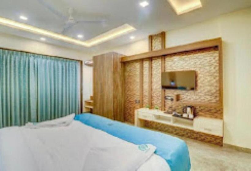 غرفة ديلوكس, Green County Panchgani