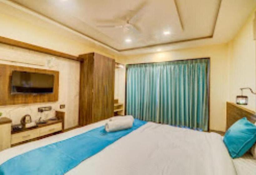 Номер Deluxe, Green County Panchgani