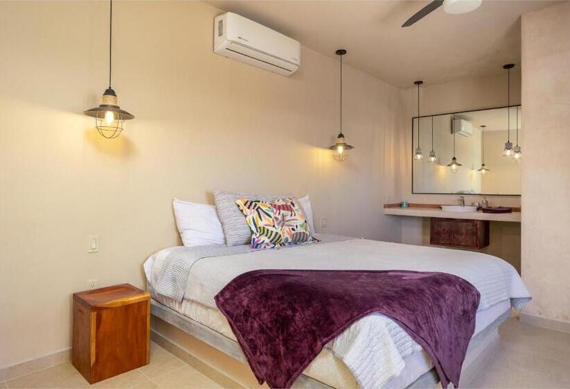 إستوديو قياسى مطلّ علي الحديقة, Hondo