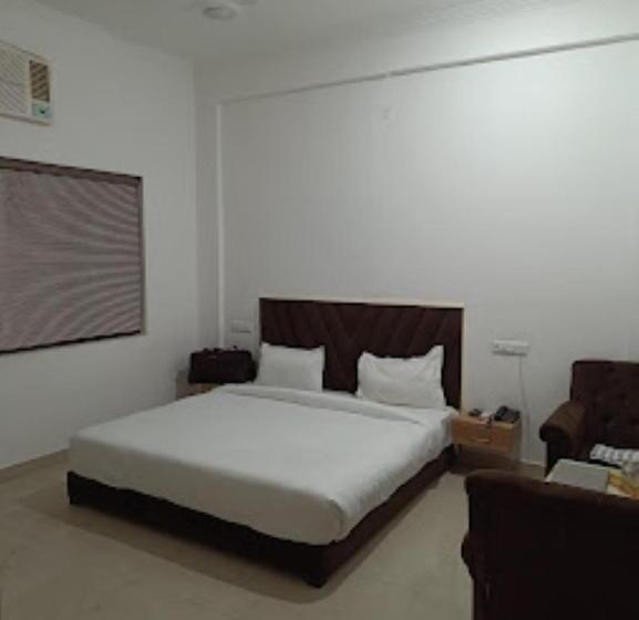 标准间, Lake View,chhatarpur