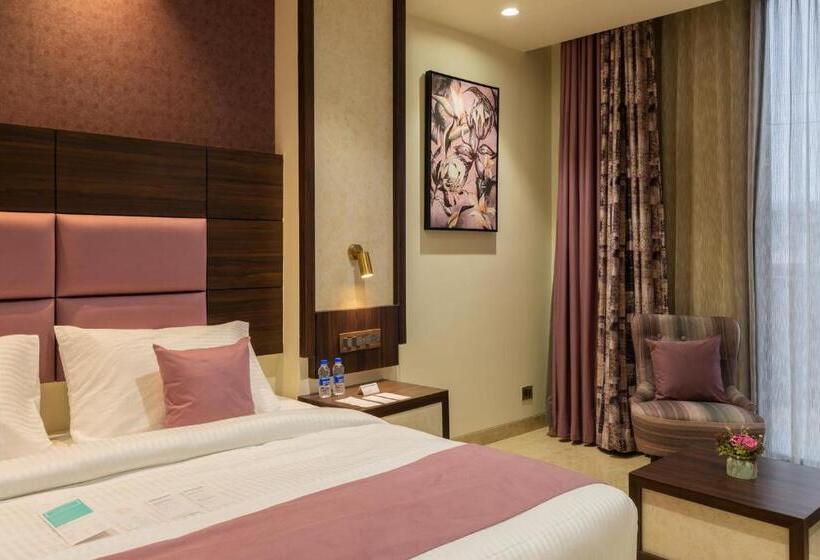 디럭스 스위트, Royal Rawal Luxury Boutique