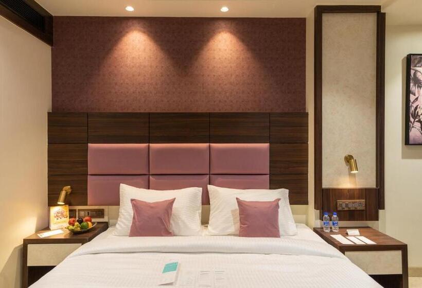 디럭스 스위트, Royal Rawal Luxury Boutique