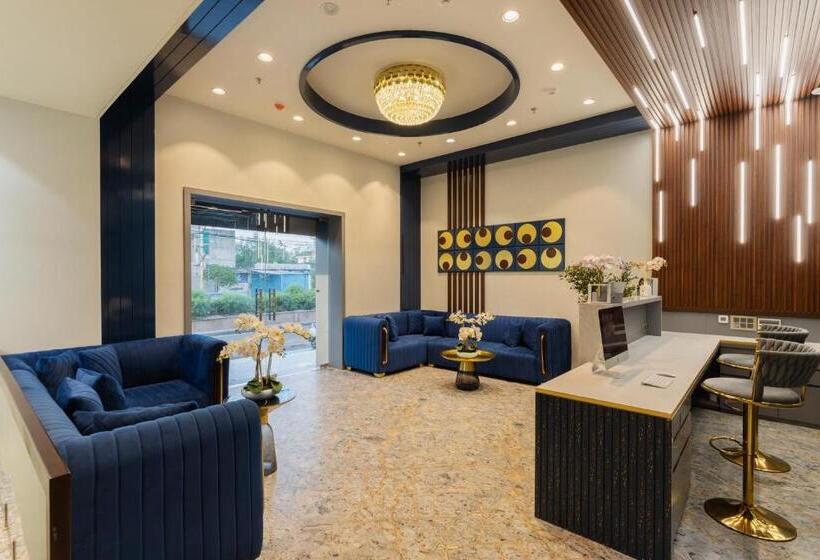 디럭스 스위트, Royal Rawal Luxury Boutique