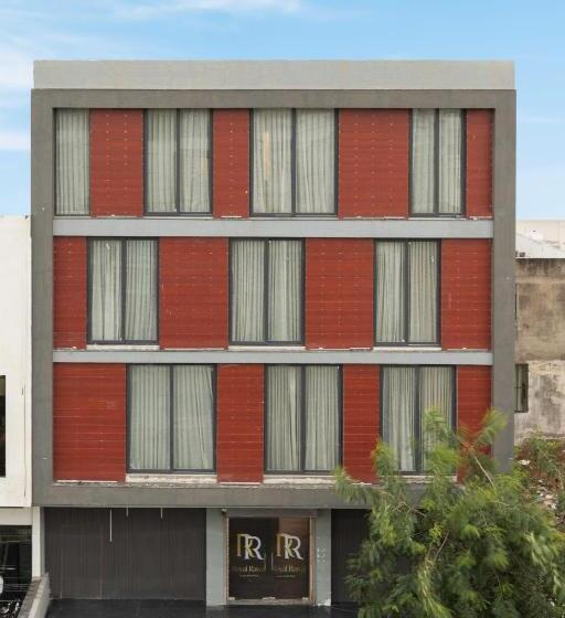 디럭스 스위트, Royal Rawal Luxury Boutique