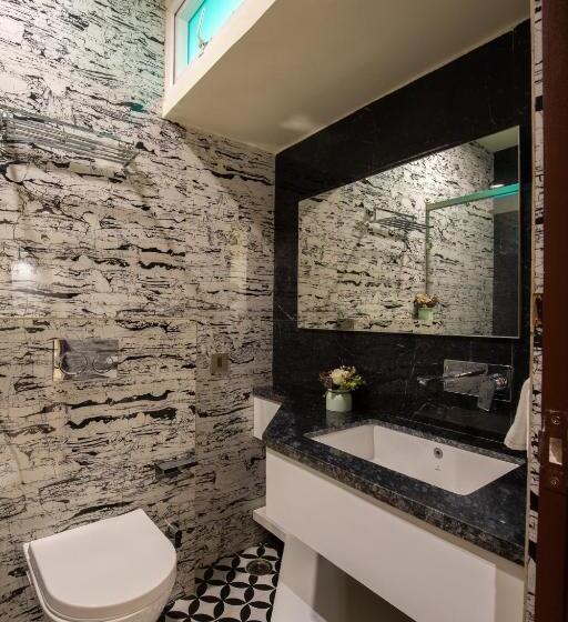اتاق استاندارد با تخت بزرگ, Royal Rawal   Luxury Boutique