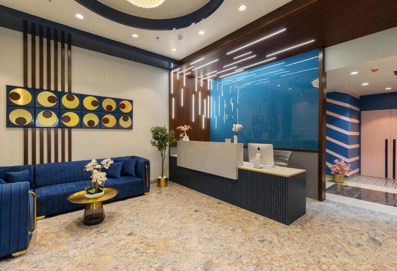 스탠다드 룸 킹사이즈 침대, Royal Rawal Luxury Boutique