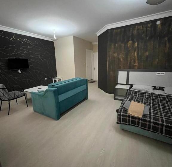 غرفة قياسية, Trendhouse